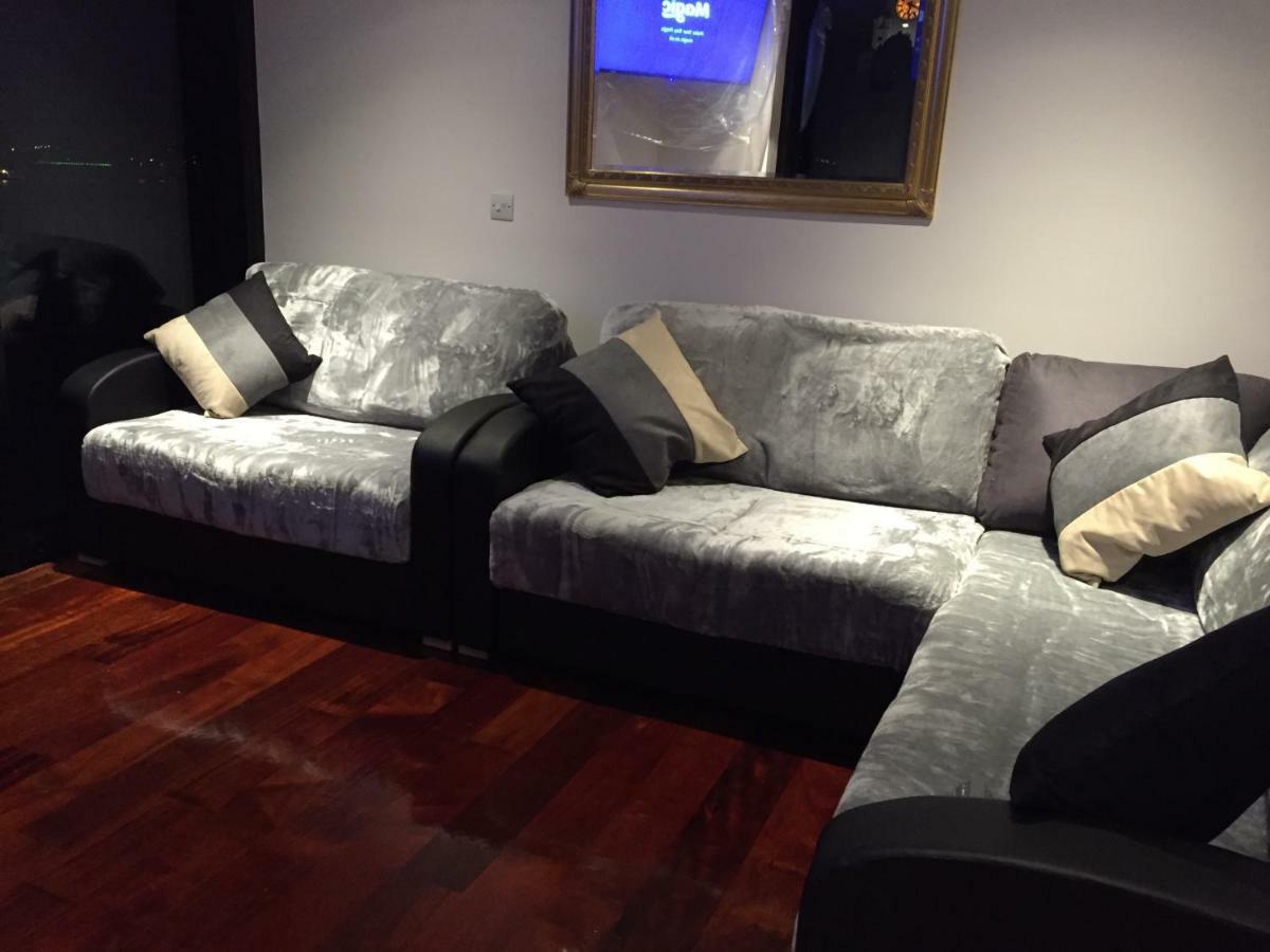 Excelsior Apartments - Liverpool Central - Free Parking - Aircon Экстерьер фото